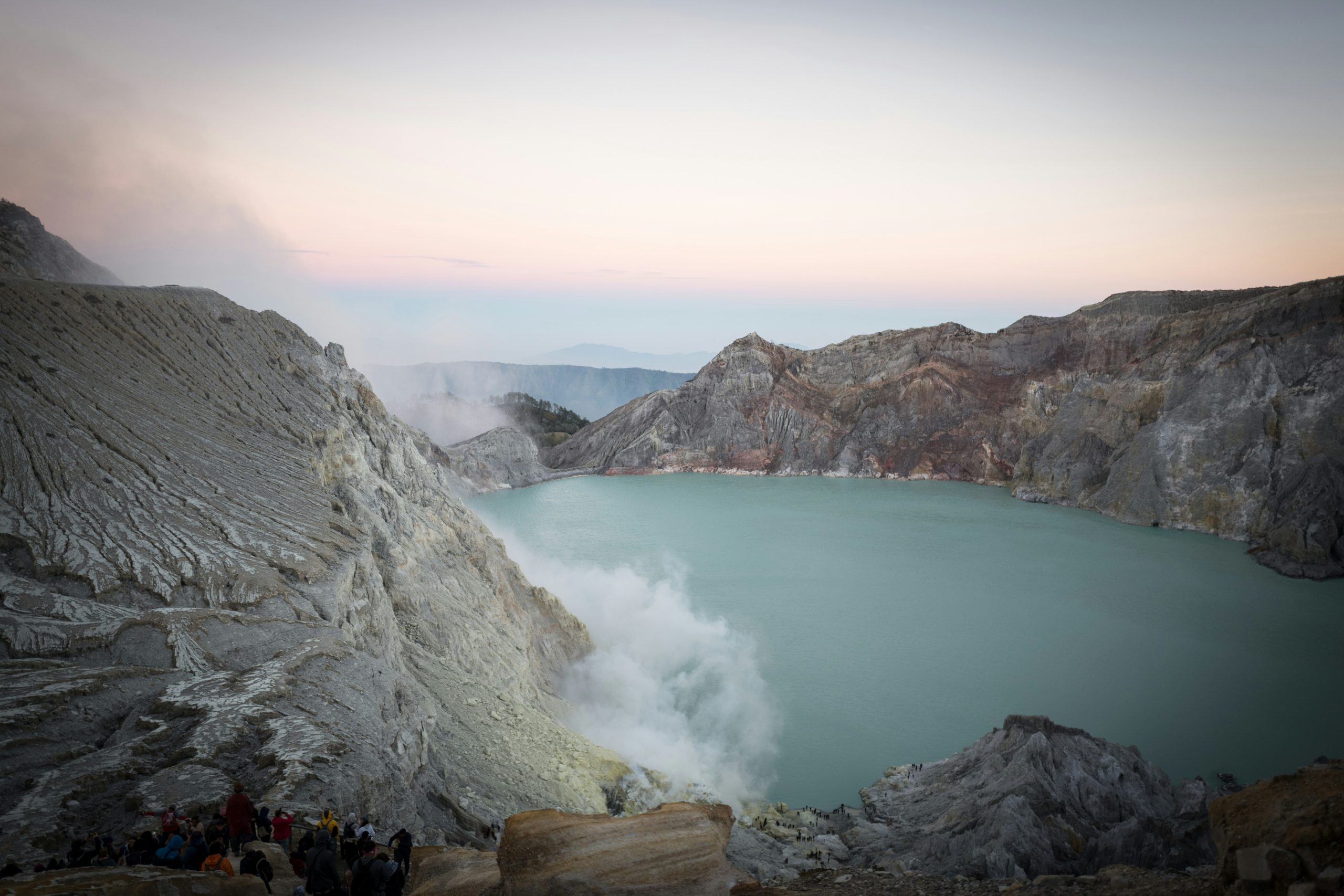 Exploraciones al fin del mundo presenta: los volcanes de Java